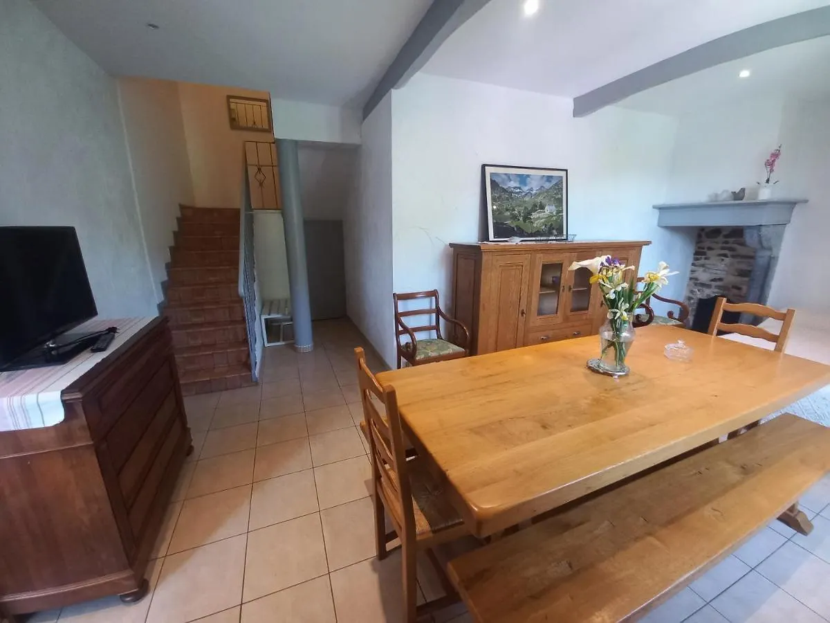 Appartement Maison Avec Jardin Adé